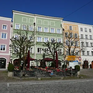 Bayerischer Hof Burghausen